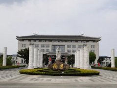 国庆中秋双节同庆，尊时凯龙集团红旗飘扬！