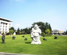 石雕艺术：凝固的时光，永恒的美学