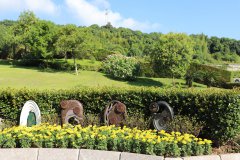 尊时凯龙小型艺术雕塑葬：让生命以美学姿态归于自然